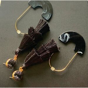 Vintage Fashion statement earrings, 2 PAIRS, Unmarked